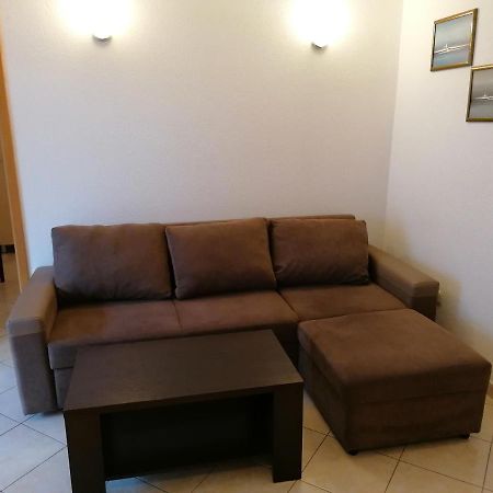 Apartments Nena - Τρογκίρ Εξωτερικό φωτογραφία