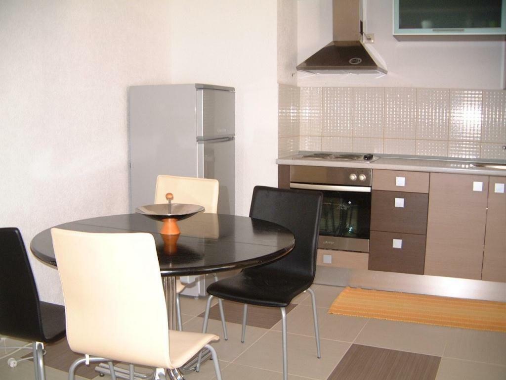 Apartments Nena - Τρογκίρ Εξωτερικό φωτογραφία