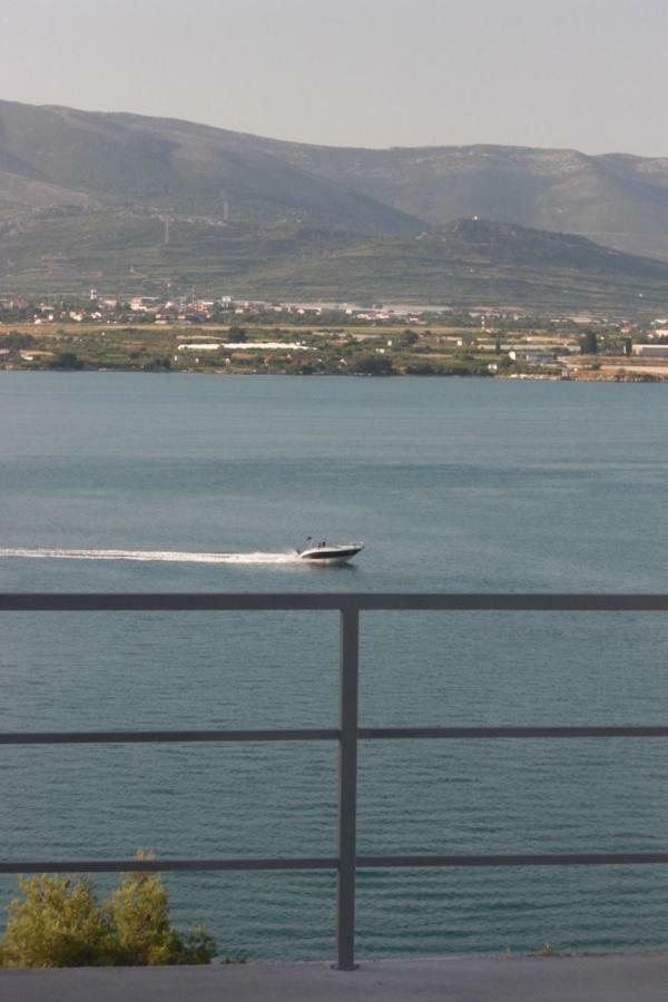 Apartments Nena - Τρογκίρ Εξωτερικό φωτογραφία